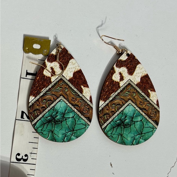 Western style earrings - Picture 4 of 4